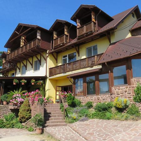 Prima Porta Vendeghaz Balatonalmádi Exterior foto