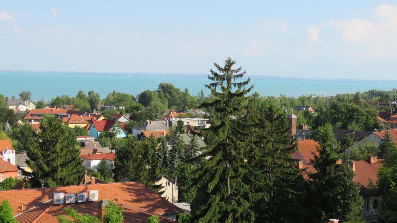 Prima Porta Vendeghaz Balatonalmádi Exterior foto